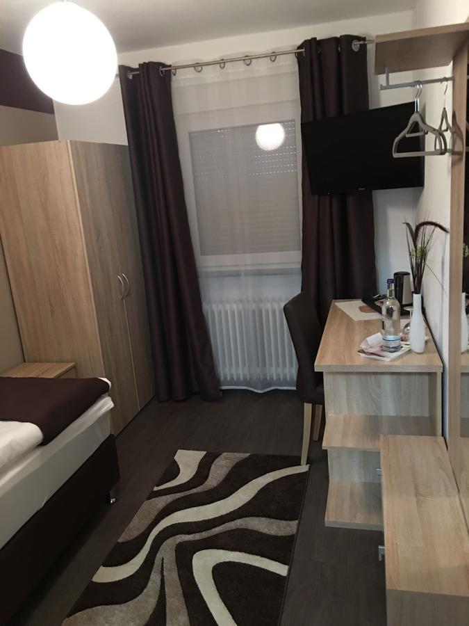 Hotel Am Bruennchen Oberbaar Eksteriør bilde